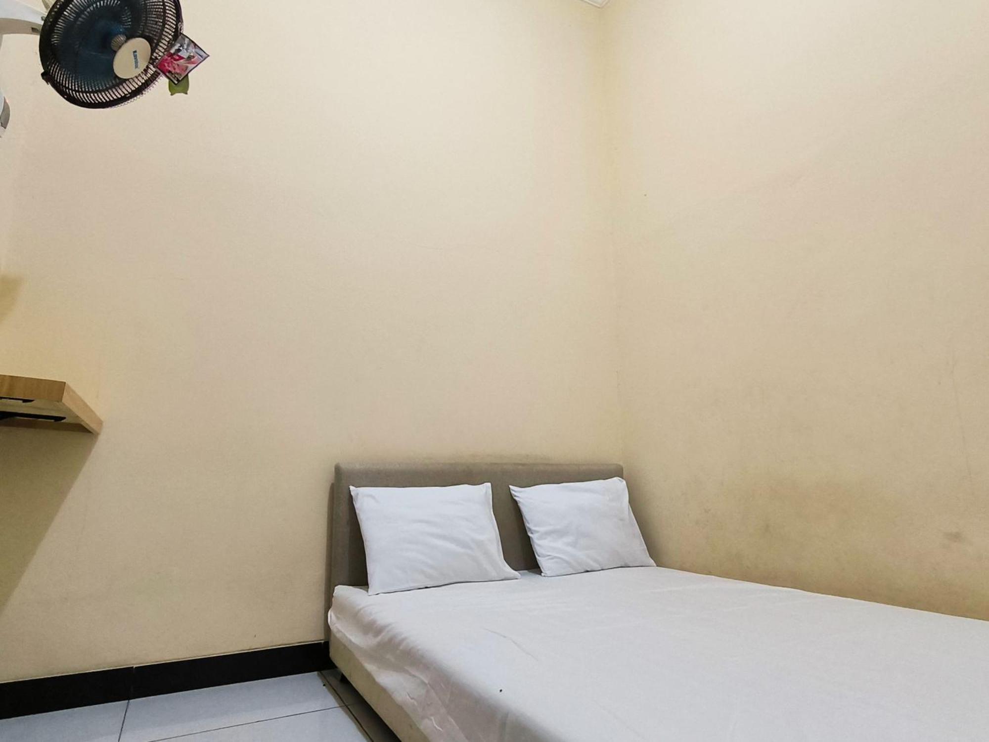 Nn Guesthouse Solo Екстериор снимка